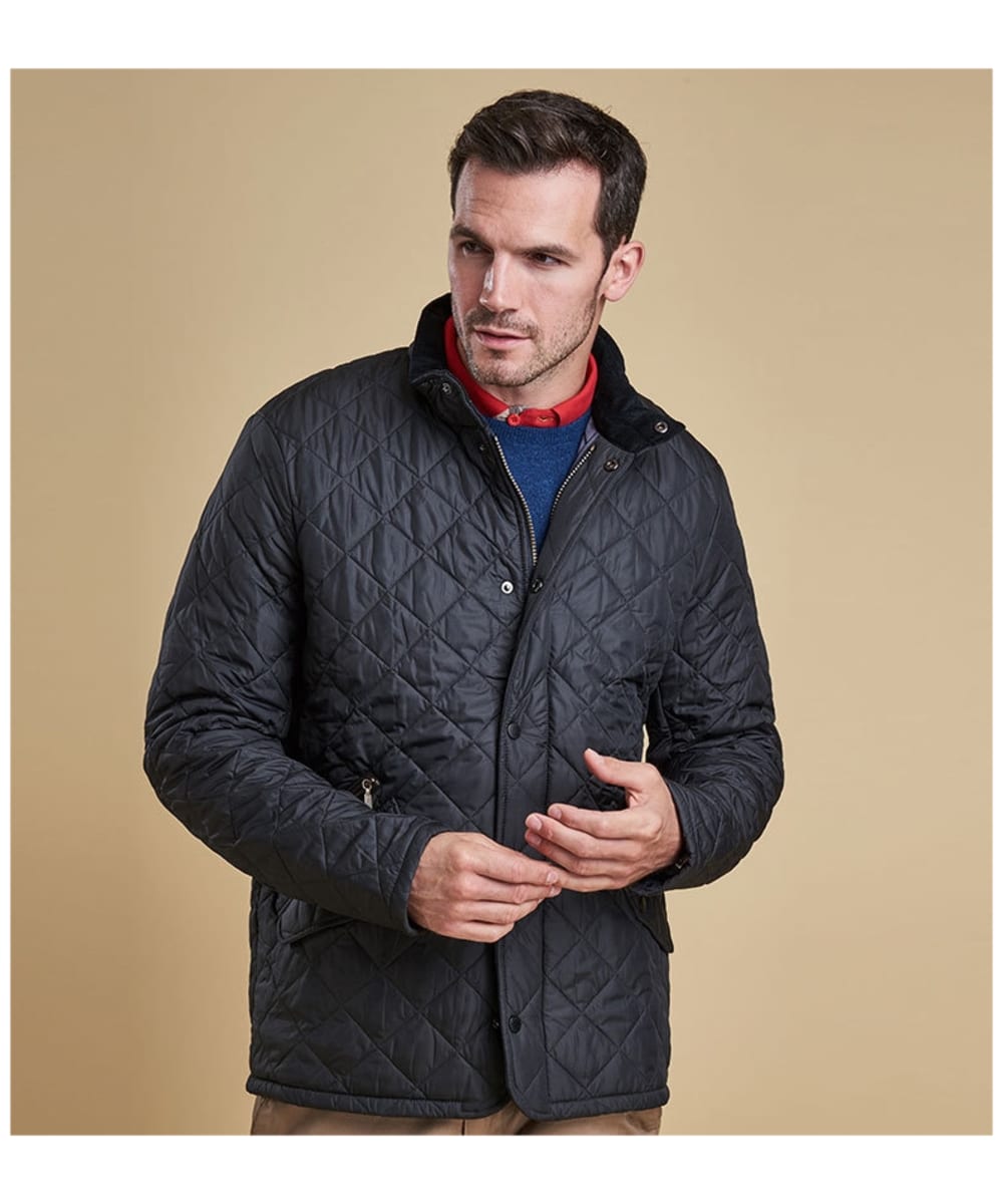 barbour chelsea sports quilted jacket in black
