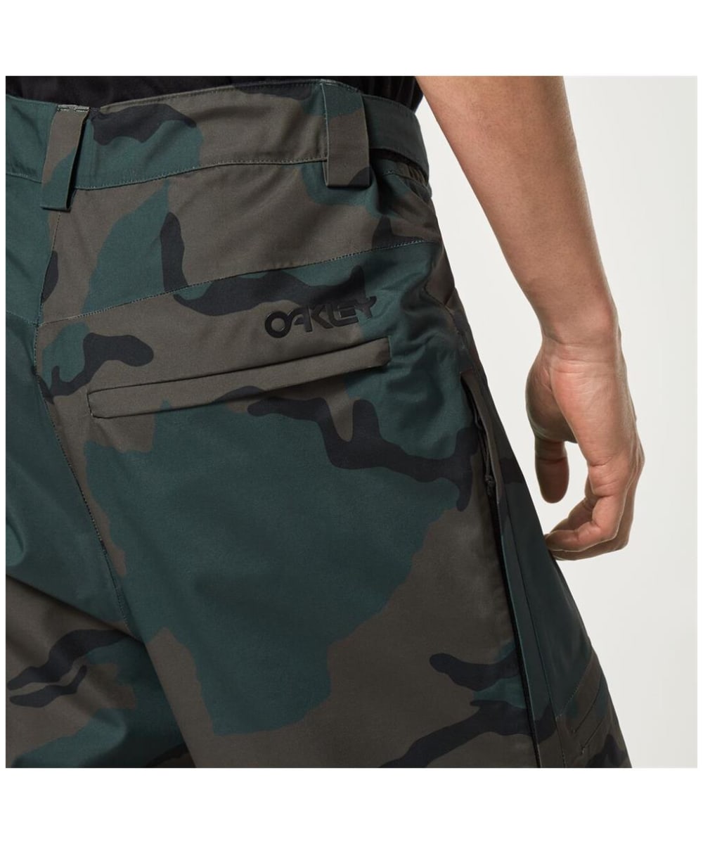 Oakley camo cheap snowboard pants