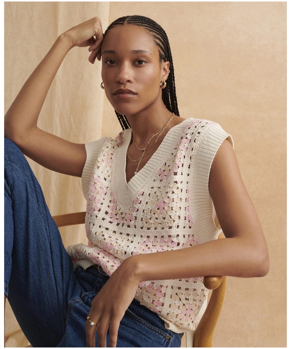Sleeveless knitted jumper discount