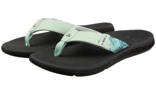 Summer Sandals, Sliders and Flip Flops