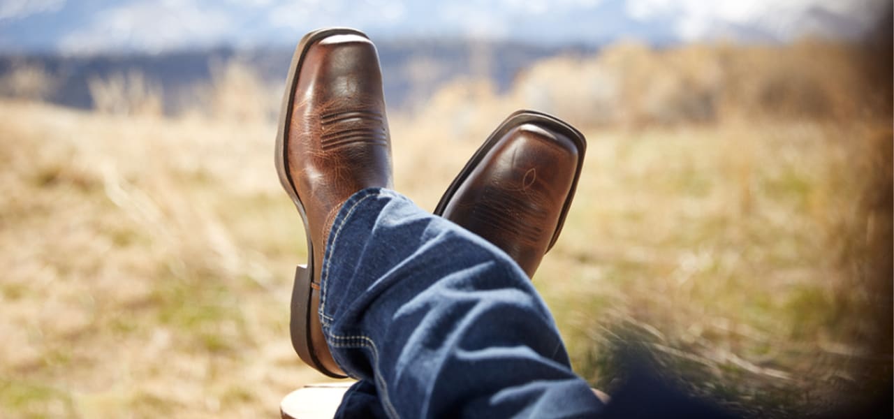 Ariat Exploring The Western Collection Outdoor Country